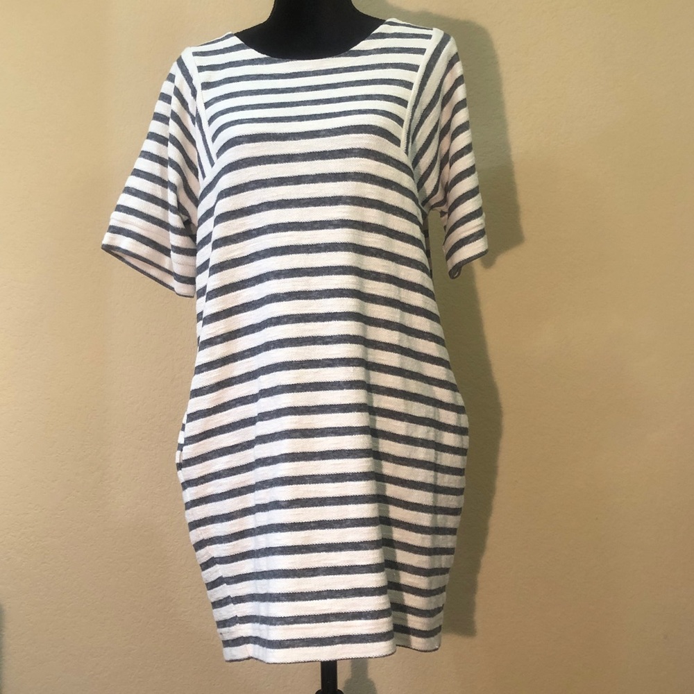 Banana Republic Stripped Dress Size Medium